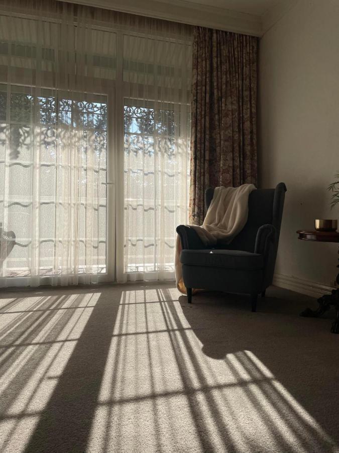 Victoria House Motor Inn Croydon Eksteriør billede